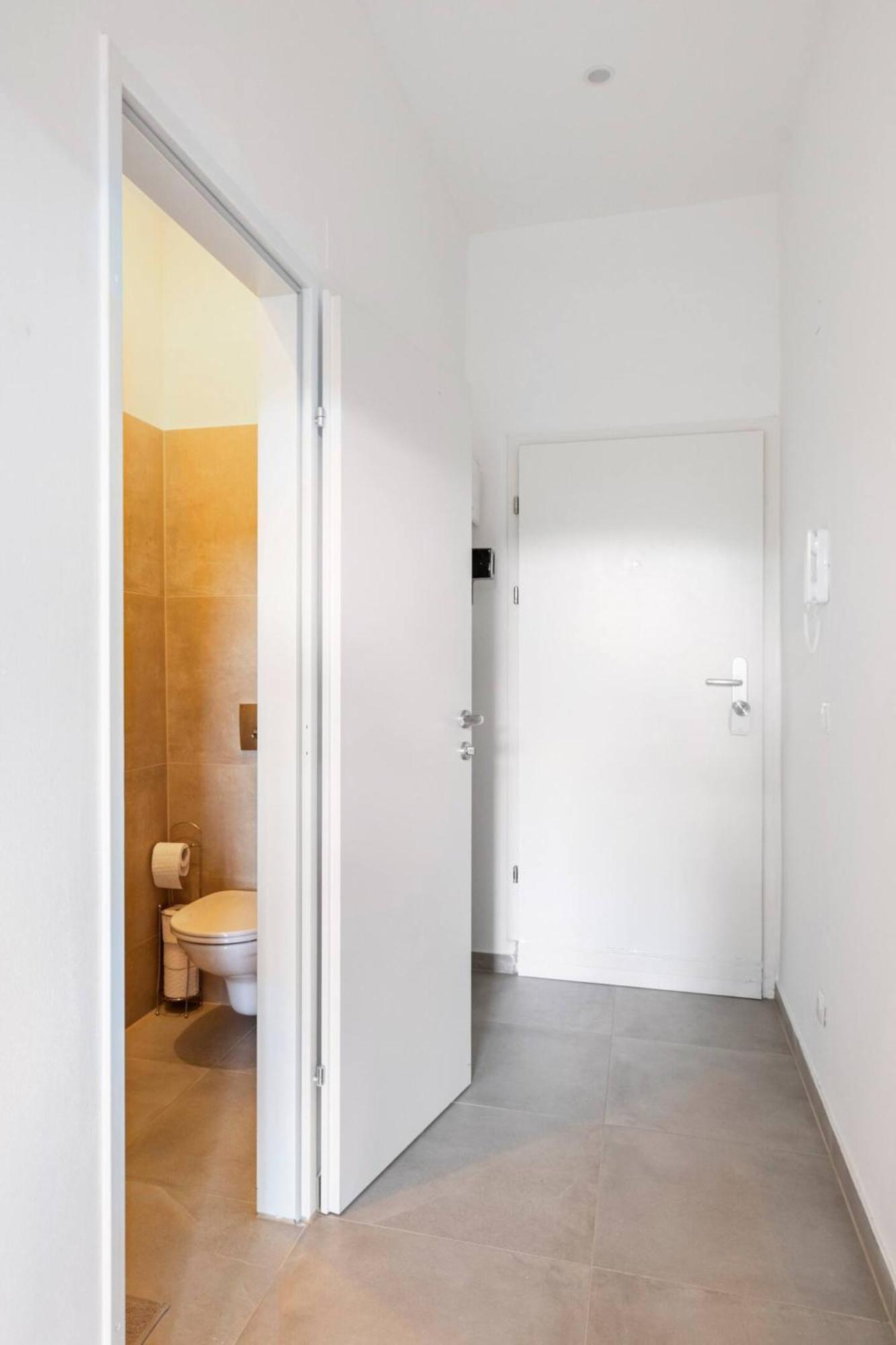 Apartment Near Schoenbrunn & Metro Viena Exterior foto